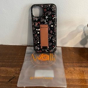 Walli IPhone 13 Case Midnight Floral